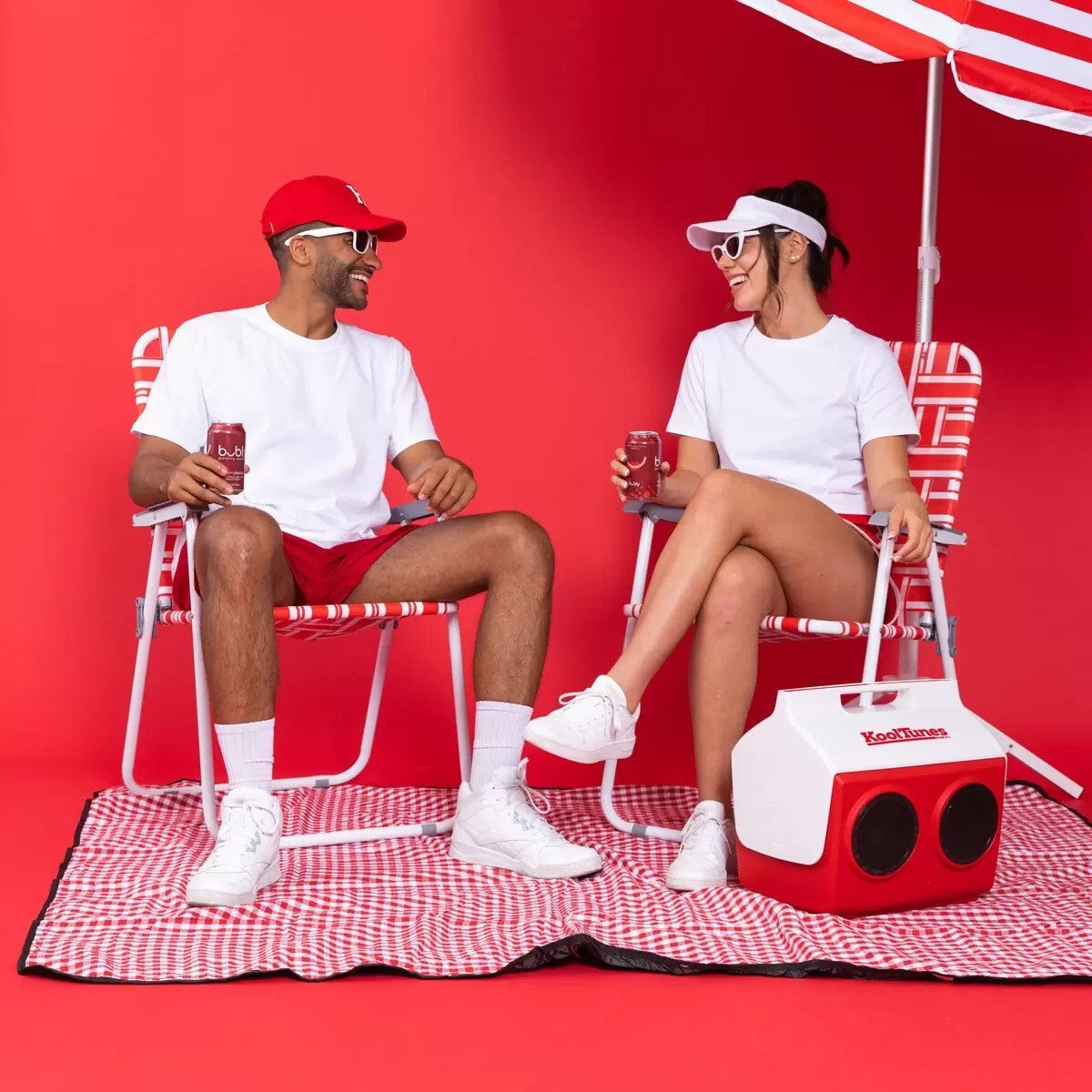Igloo 2 in 1 KoolTunes Retro Look Boombox 13 Litre Cooler With Twin Speakers