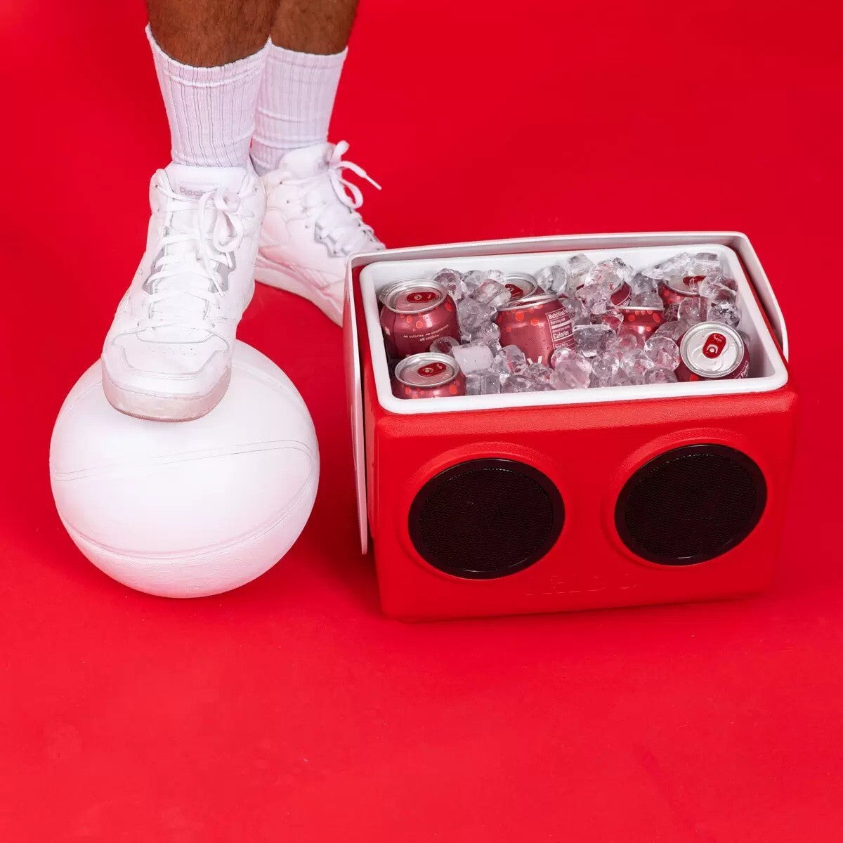 Igloo 2 in 1 KoolTunes Retro Look Boombox 13 Litre Cooler With Twin Speakers