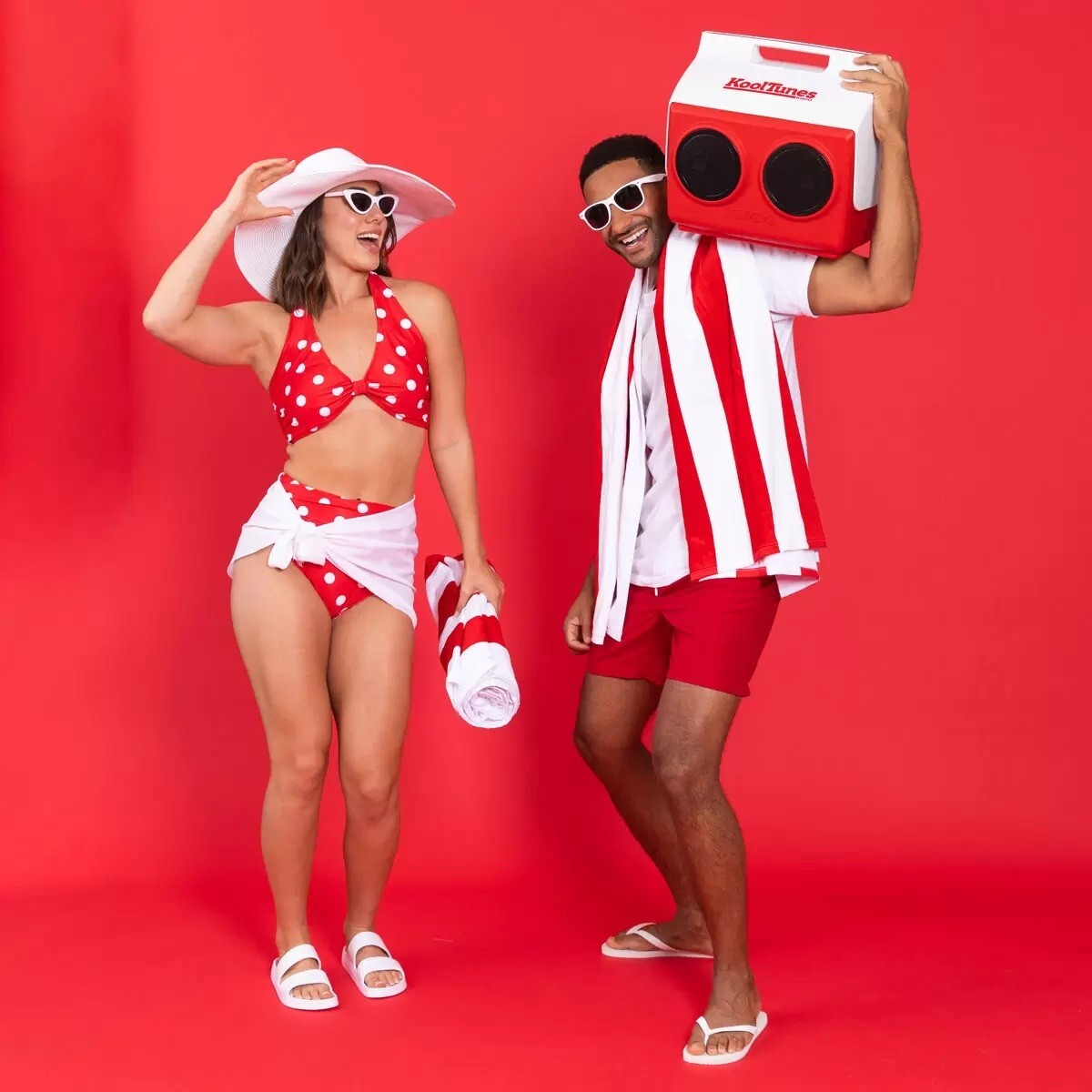 Igloo 2 in 1 KoolTunes Retro Look Boombox 13 Litre Cooler With Twin Speakers